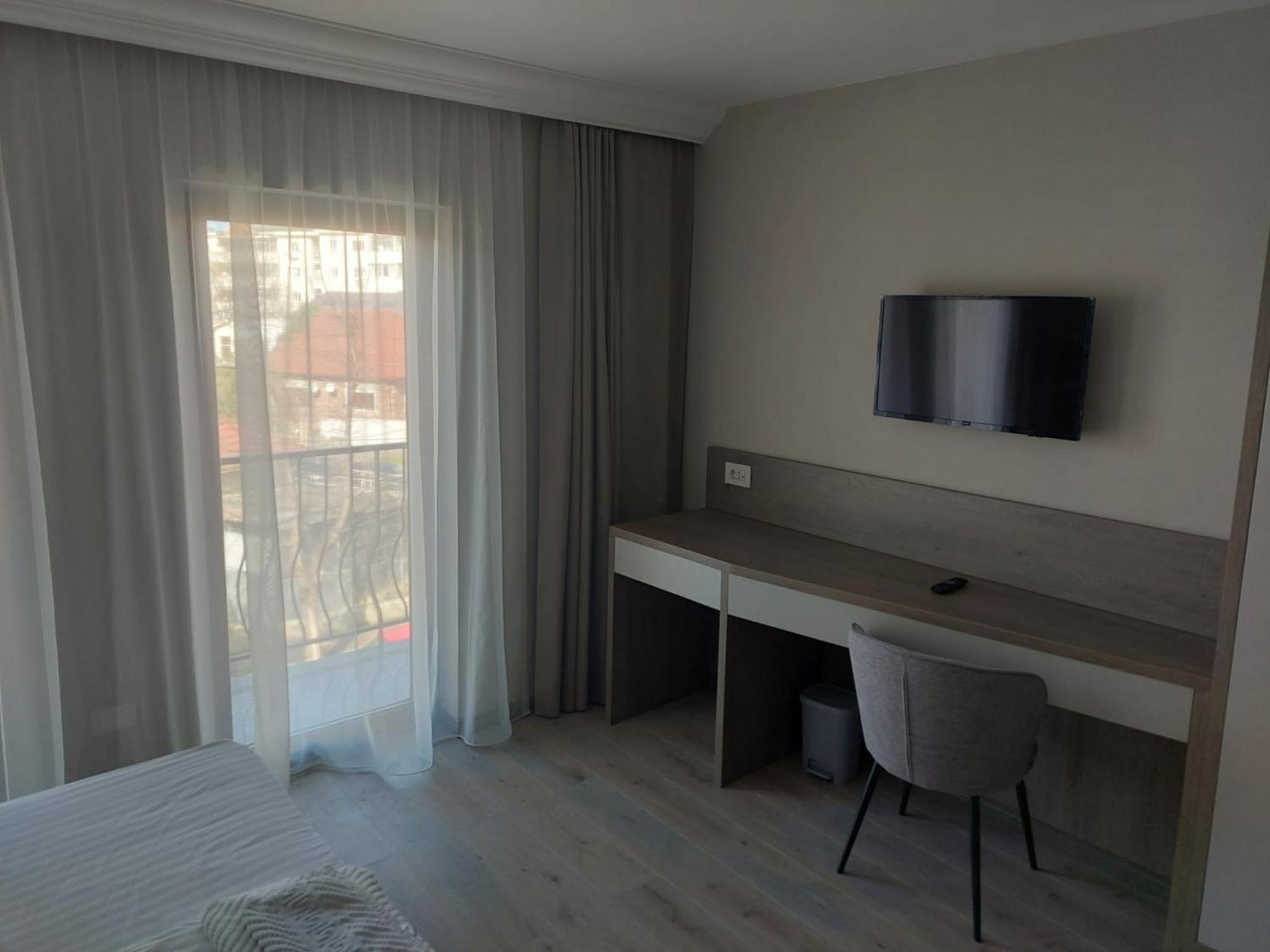 Pensiunea Normandia Timişoara Exteriör bild