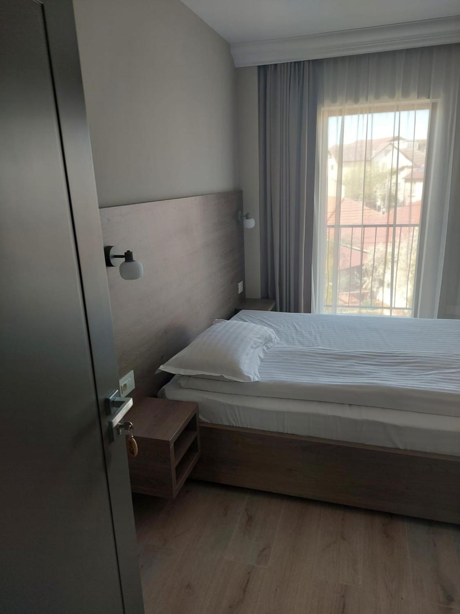 Pensiunea Normandia Timişoara Exteriör bild